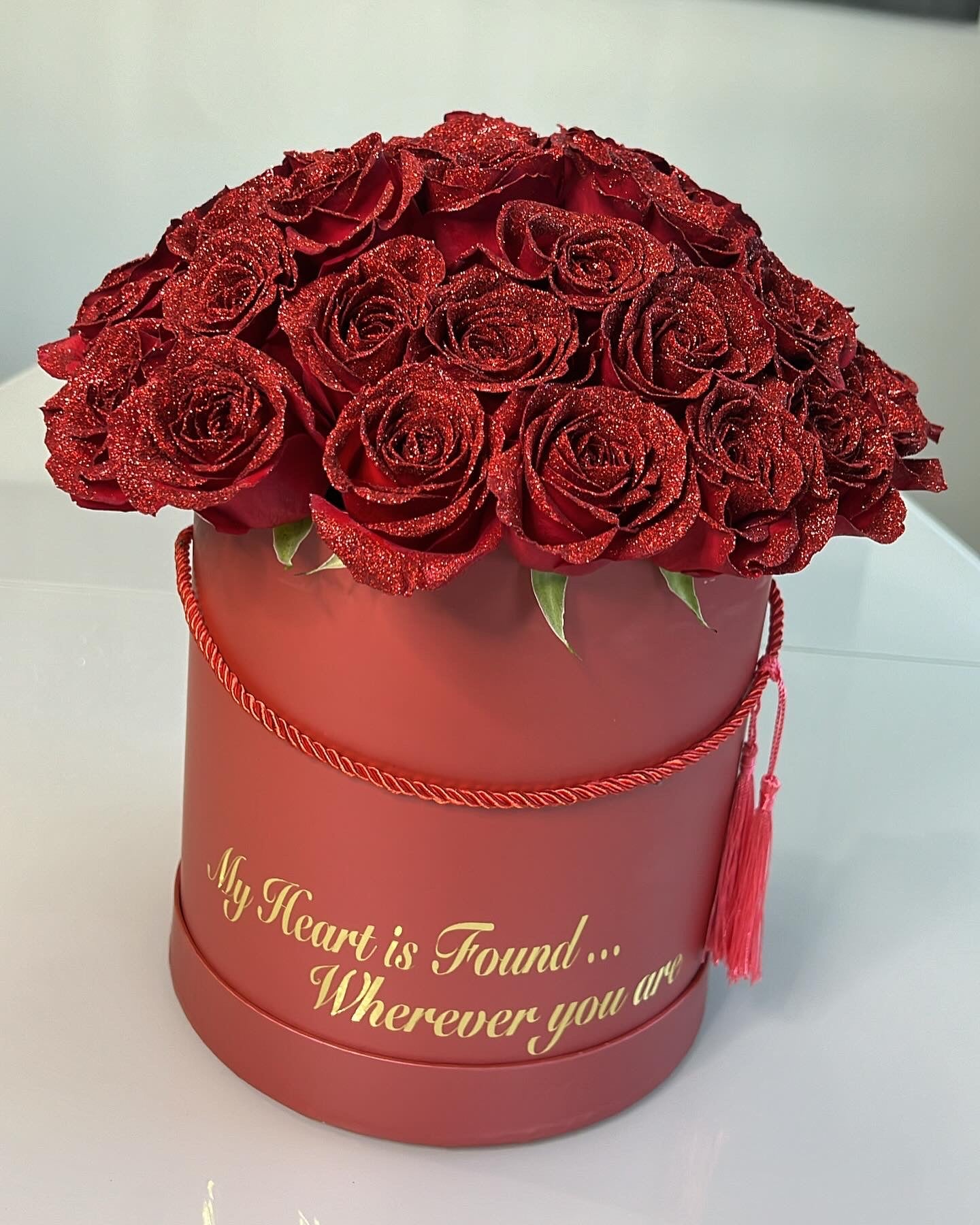 Romantic Heart Large Round Box